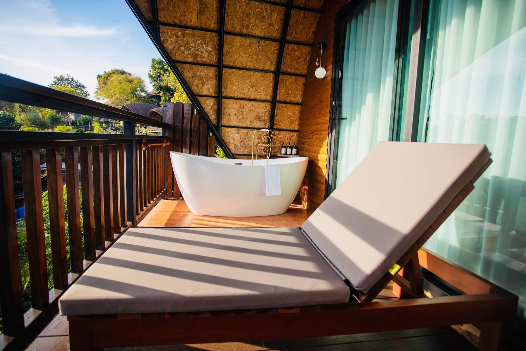 Bakantiang Resort Ko Lanta Extérieur photo