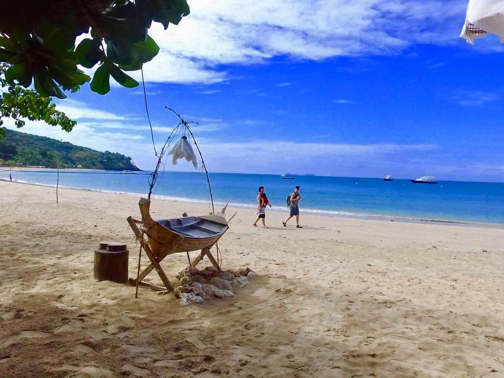 Bakantiang Resort Ko Lanta Extérieur photo